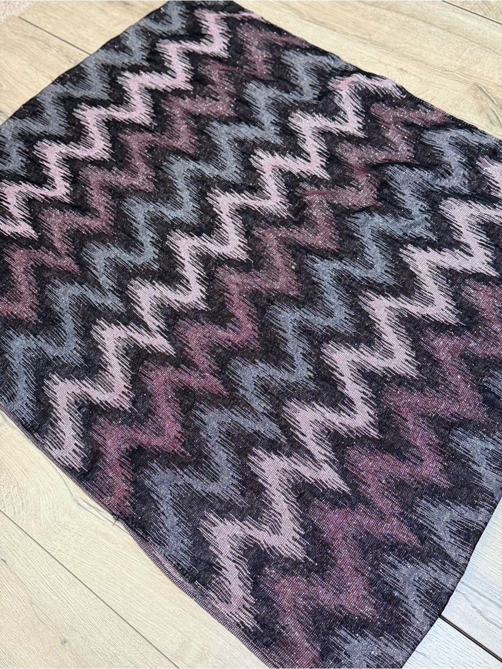 APT. 9 Metallic Chevron Infinity Scarf Wrap Pink Black Gray Shimmer - Picture 6 of 15